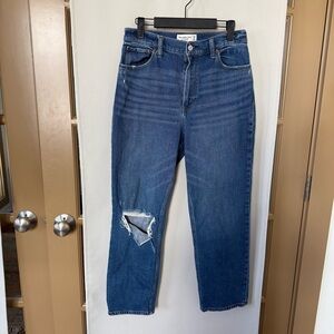 Abercrombie & Fitch Women's 29/8 Blue Curve Love Ankle Straight‎ High Rise Jeans